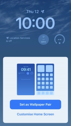 To use the same colour theme on the home screen, press Set as Wallpaper Pair. To use the same colour theme on the home screen, press Set as Wallpaper Pair.