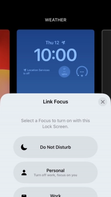 Press the required focus mode. Press the required focus mode.
