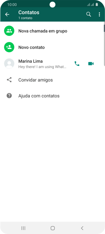 Pressione o ícone de busca, e digite as primeiras letras do nome do contato. Pressione o ícone de busca, e digite as primeiras letras do nome do contato.