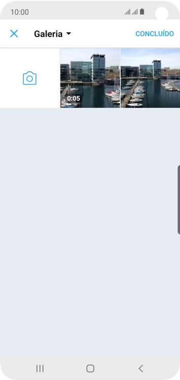 Pressione a foto ou o vídeo desejado. Pressione a foto ou o vídeo desejado.