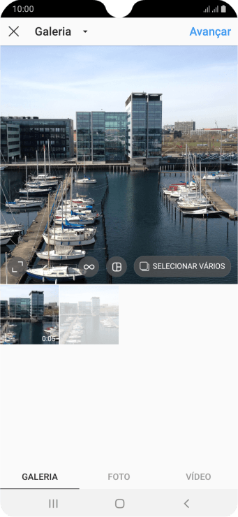 Pressione GALERIA, e navegue até a pasta desejada. Pressione GALERIA, e navegue até a pasta desejada.