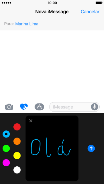 Pressione o ícone de enviar, quando você terminar de escrever a iMessage. Pressione o ícone de enviar, quando você terminar de escrever a iMessage.