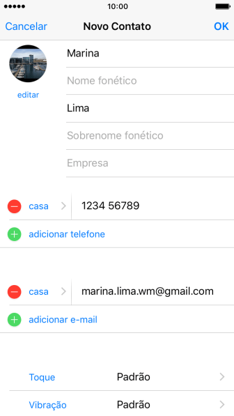Pressione o campo ao lado do endereço de e-mail. Pressione o campo ao lado do endereço de e-mail.