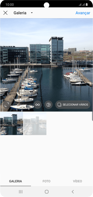 Pressione GALERIA, e navegue até a pasta desejada. Pressione GALERIA, e navegue até a pasta desejada.