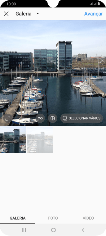 Pressione GALERIA, e navegue até a pasta desejada. Pressione GALERIA, e navegue até a pasta desejada.