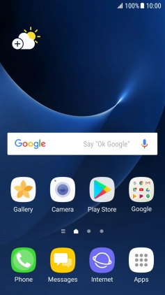 When the phone is turned on, you can always see the battery power level. The larger the coloured section of the battery icon, the more remaining battery power.