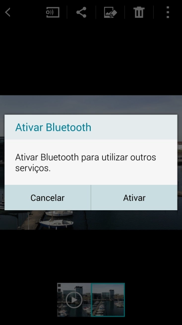 Se o Bluetooth estiver desativado, você deve pressionar Ativar para ativá-lo. Se o Bluetooth estiver desativado, você deve pressionar Ativar para ativá-lo.
