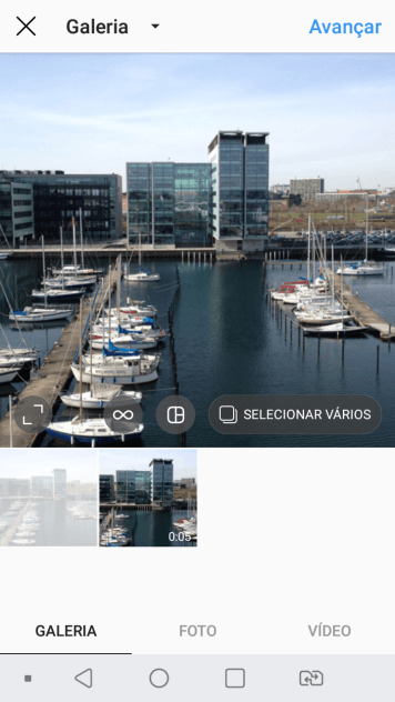 Pressione GALERIA, e navegue até a foto ou vídeo desejado. Pressione GALERIA, e navegue até a foto ou vídeo desejado.