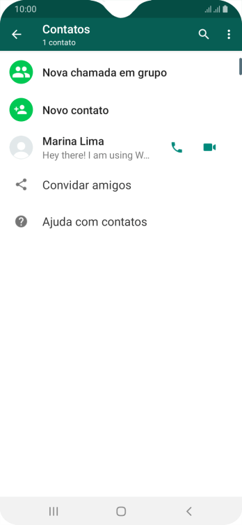 Pressione o ícone de busca, e digite as primeiras letras do nome do contato. Pressione o ícone de busca, e digite as primeiras letras do nome do contato.