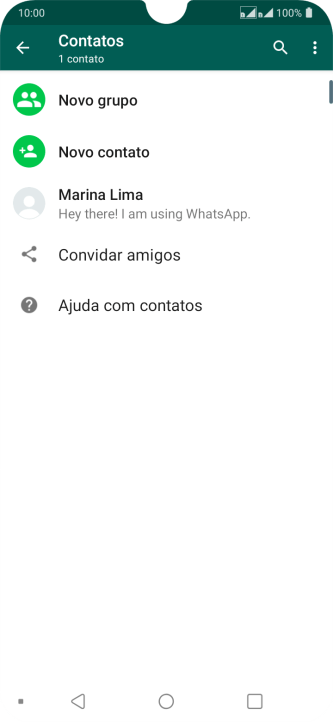 Pressione o ícone de busca, e digite as primeiras letras do nome do contato. Pressione o ícone de busca, e digite as primeiras letras do nome do contato.