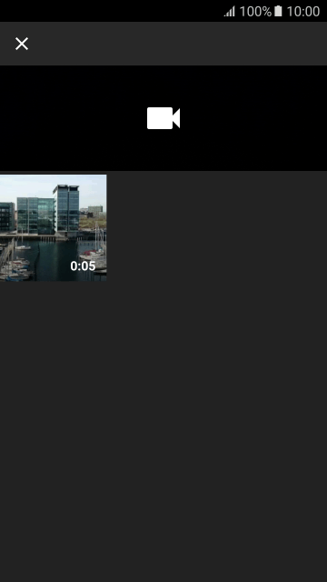 Pressione o vídeo desejado. Pressione o vídeo desejado.