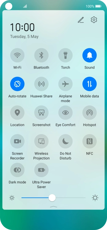 Press Mobile data to turn the function on or off. Press Mobile data to turn the function on or off.