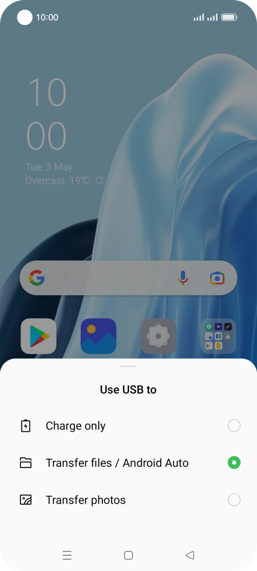 Press Transfer files / Android Auto. Press Transfer files / Android Auto.