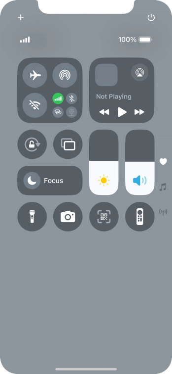 Press the flight mode icon to turn the function on or off. Press the flight mode icon to turn the function on or off.
