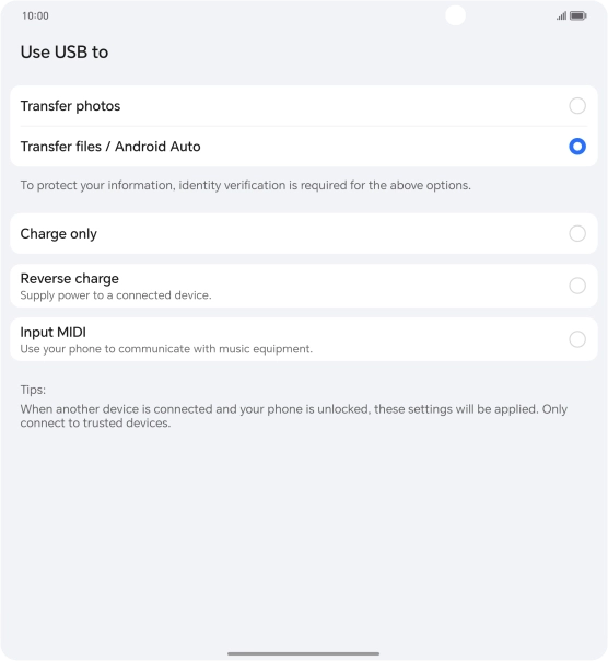 Press Transfer files / Android Auto. Press Transfer files / Android Auto.