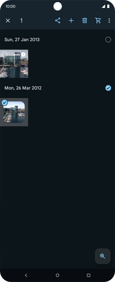 Press the required pictures or video clips. Press the required pictures or video clips.