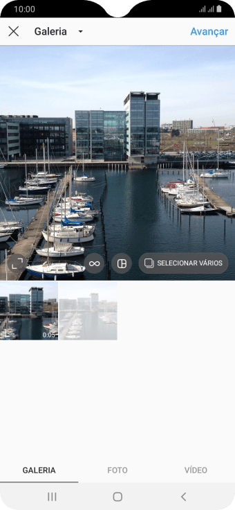 Pressione GALERIA, e navegue até a pasta desejada. Pressione GALERIA, e navegue até a pasta desejada.