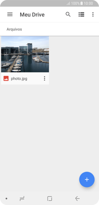 Deslize para a direita a partir do lado esquerdo da tela, e navegue até a pasta desejada. Deslize para a direita a partir do lado esquerdo da tela, e navegue até a pasta desejada.