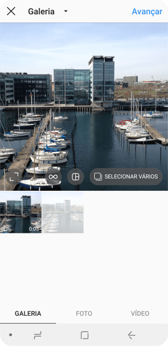 Pressione GALERIA, e navegue até a foto ou vídeo desejado. Pressione GALERIA, e navegue até a foto ou vídeo desejado.