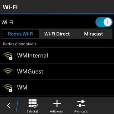 Pressione a rede Wi-Fi desejada. Pressione a rede Wi-Fi desejada.