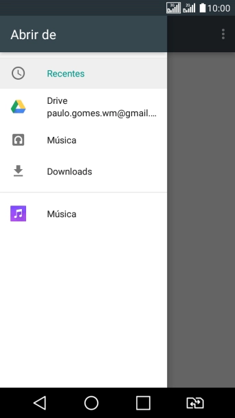 Pressione Música, e navegue até a pasta desejada. Pressione Música, e navegue até a pasta desejada.