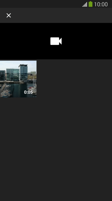 Pressione o vídeo desejado. Pressione o vídeo desejado.