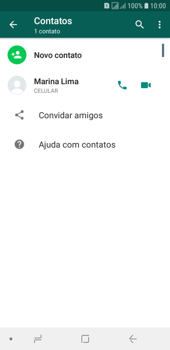 Pressione o ícone de busca, e digite as primeiras letras do nome do contato. Pressione o ícone de busca, e digite as primeiras letras do nome do contato.