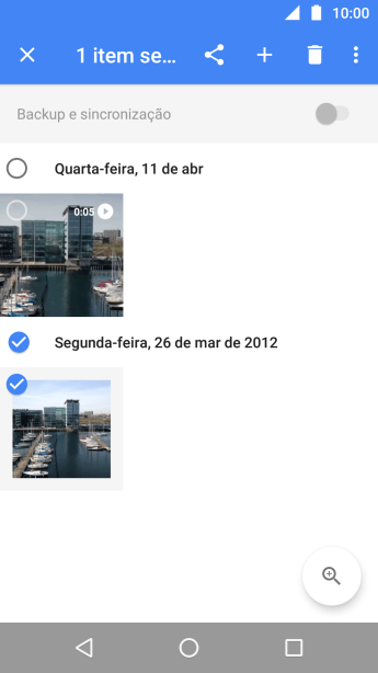 Pressione as fotos e vídeos desejados para selecioná-los. Pressione as fotos e vídeos desejados para selecioná-los.