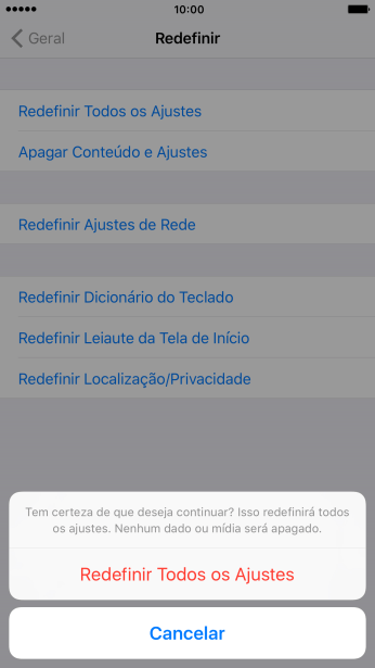 Pressione Redefinir Todos os Ajustes. Aguarde um instante, enquanto o celular restaura as configurações padrão.
Siga as indicações do visor para configurar o celular, e deixá-lo pronto para uso. Pressione Redefinir Todos os Ajustes. Aguarde um instante, enquanto o celular restaura as configurações padrão.
Siga as indicações do visor para configurar o celular, e deixá-lo pronto para uso.