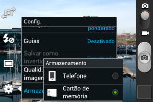 Pressione Telefone para salvar as fotos na memória do celular. Pressione Telefone para salvar as fotos na memória do celular.