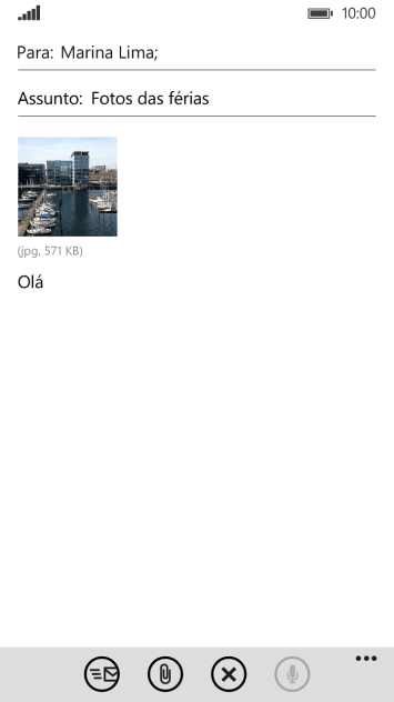 Pressione o ícone de enviar, quando você terminar de escrever seu e-mail. Pressione o ícone de enviar, quando você terminar de escrever seu e-mail.