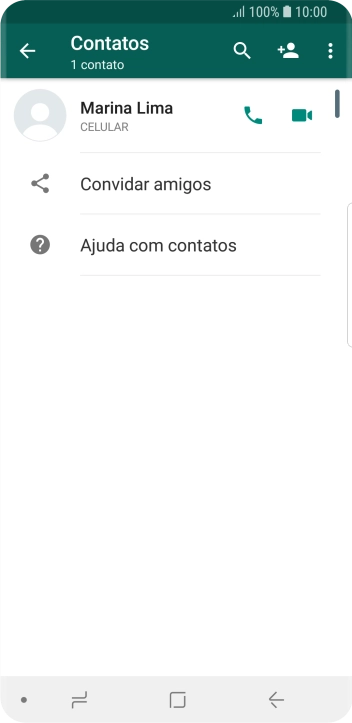 Pressione o ícone de busca, e digite as primeiras letras do nome do contato. Pressione o ícone de busca, e digite as primeiras letras do nome do contato.