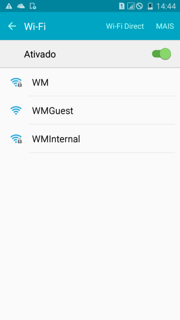Pressione a rede Wi-Fi desejada. Pressione a rede Wi-Fi desejada.