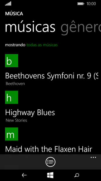 Navegue até a pasta desejada e pressione o arquivo de música desejado. Navegue até a pasta desejada e pressione o arquivo de música desejado.
