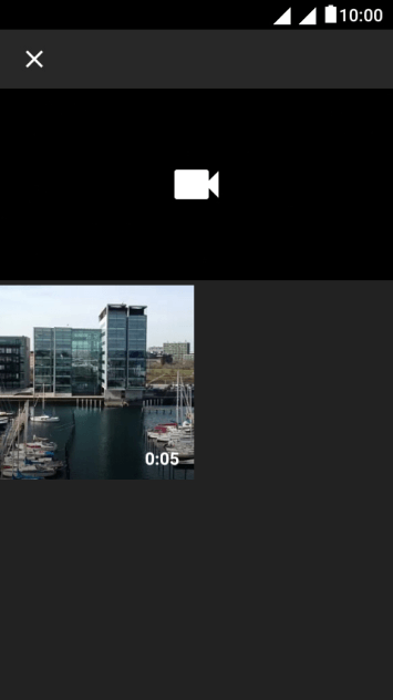 Navegue até a pasta desejada e pressione o vídeo desejado. Navegue até a pasta desejada e pressione o vídeo desejado.