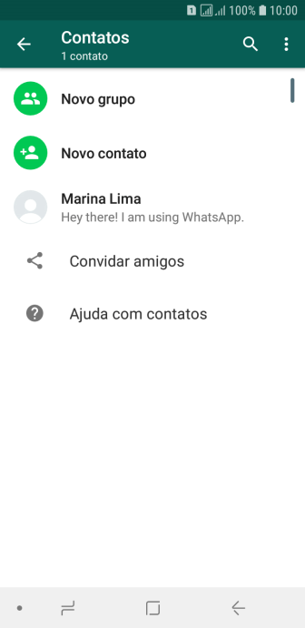 Pressione o ícone de busca, e digite as primeiras letras do nome do contato. Pressione o ícone de busca, e digite as primeiras letras do nome do contato.
