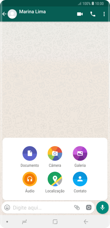 Pressione Galeria, e navegue até a foto ou vídeo desejado. Pressione Galeria, e navegue até a foto ou vídeo desejado.