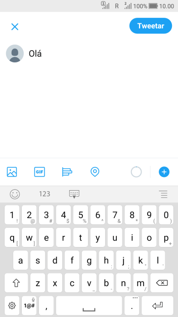 Digite o texto desejado, e pressione Tweetar. Digite o texto desejado, e pressione Tweetar.