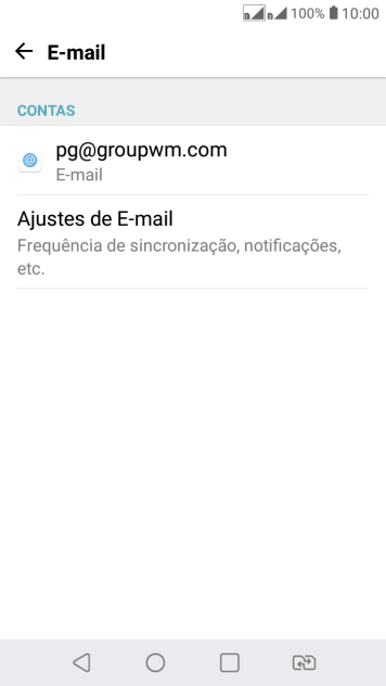 Pressione Ajustes de E-mail. Pressione Ajustes de E-mail.