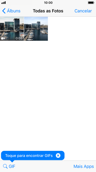 Navegue até a pasta desejada e pressione a foto ou vídeo desejado. Navegue até a pasta desejada e pressione a foto ou vídeo desejado.