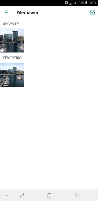 Pressione a foto ou o vídeo desejado. Pressione a foto ou o vídeo desejado.