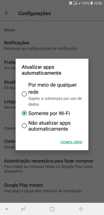 Para ativar a atualização automática de apps via rede celular, você deve pressionar Por meio de qualquer rede Sujeito a cobranças por uso de dados. Para ativar a atualização automática de apps via rede celular, você deve pressionar Por meio de qualquer rede Sujeito a cobranças por uso de dados.