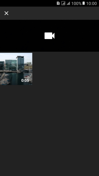 Pressione o vídeo desejado. Pressione o vídeo desejado.