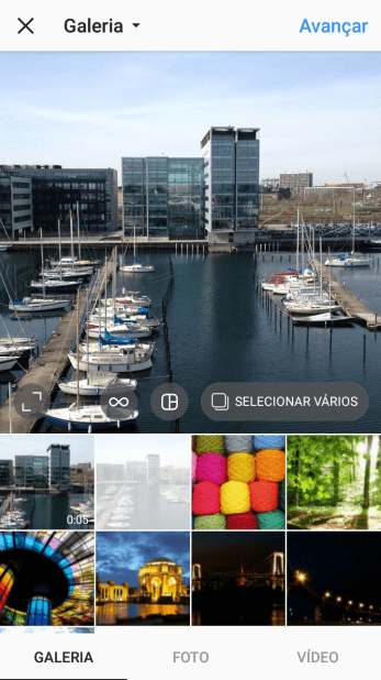 Pressione GALERIA, e navegue até a foto ou vídeo desejado. Pressione GALERIA, e navegue até a foto ou vídeo desejado.