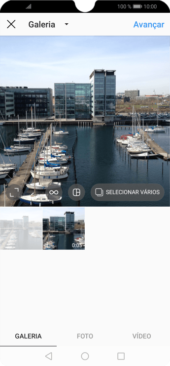 Pressione GALERIA, e navegue até a pasta desejada. Pressione GALERIA, e navegue até a pasta desejada.
