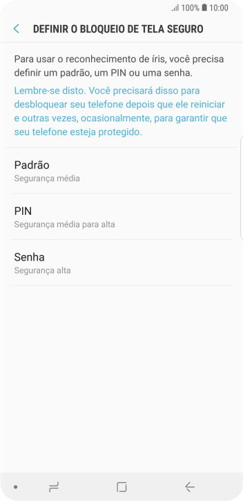 Pressione o código de bloqueio desejado, e siga as instruções da tela para criar um código extra. Pressione o código de bloqueio desejado, e siga as instruções da tela para criar um código extra.