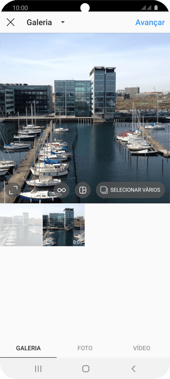 Pressione GALERIA, e navegue até a pasta desejada. Pressione GALERIA, e navegue até a pasta desejada.
