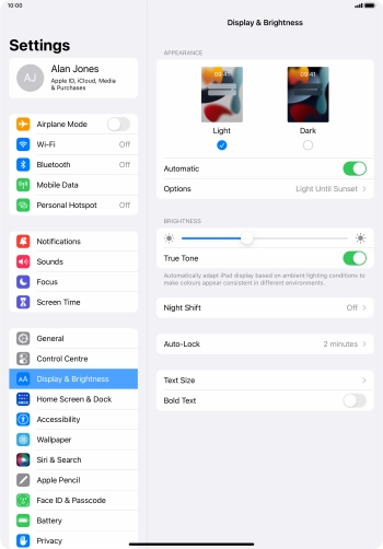 If you turn on the function, press Options and follow the instructions on the screen to select the required period of time for Dark Mode. If you turn on the function, press Options and follow the instructions on the screen to select the required period of time for Dark Mode.