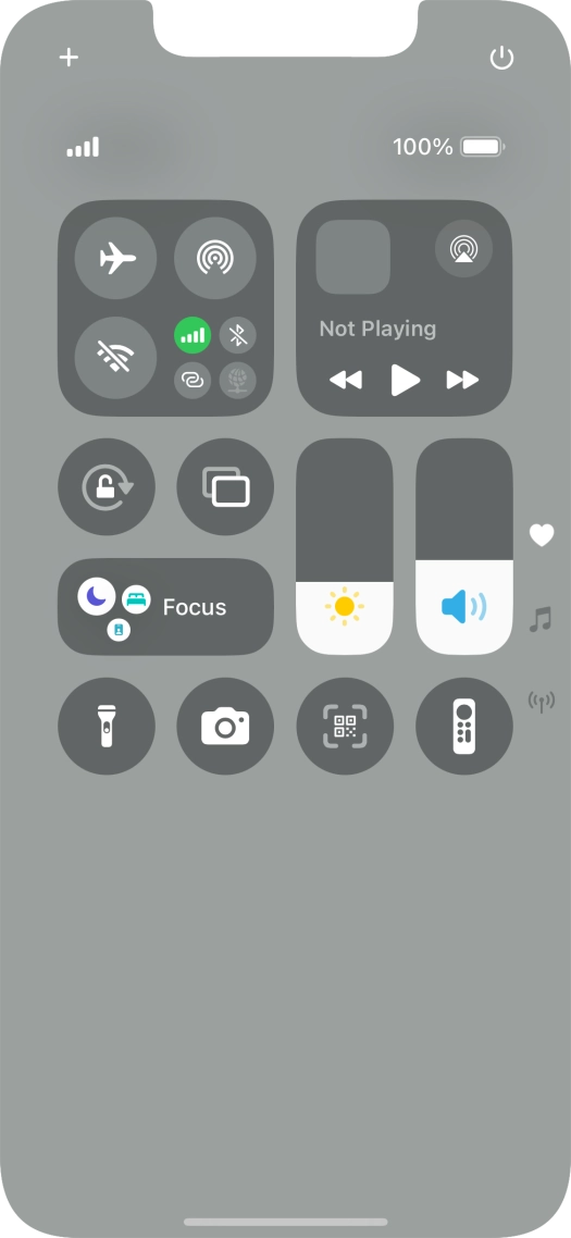 Press the flight mode icon to turn the function on or off. Press the flight mode icon to turn the function on or off.