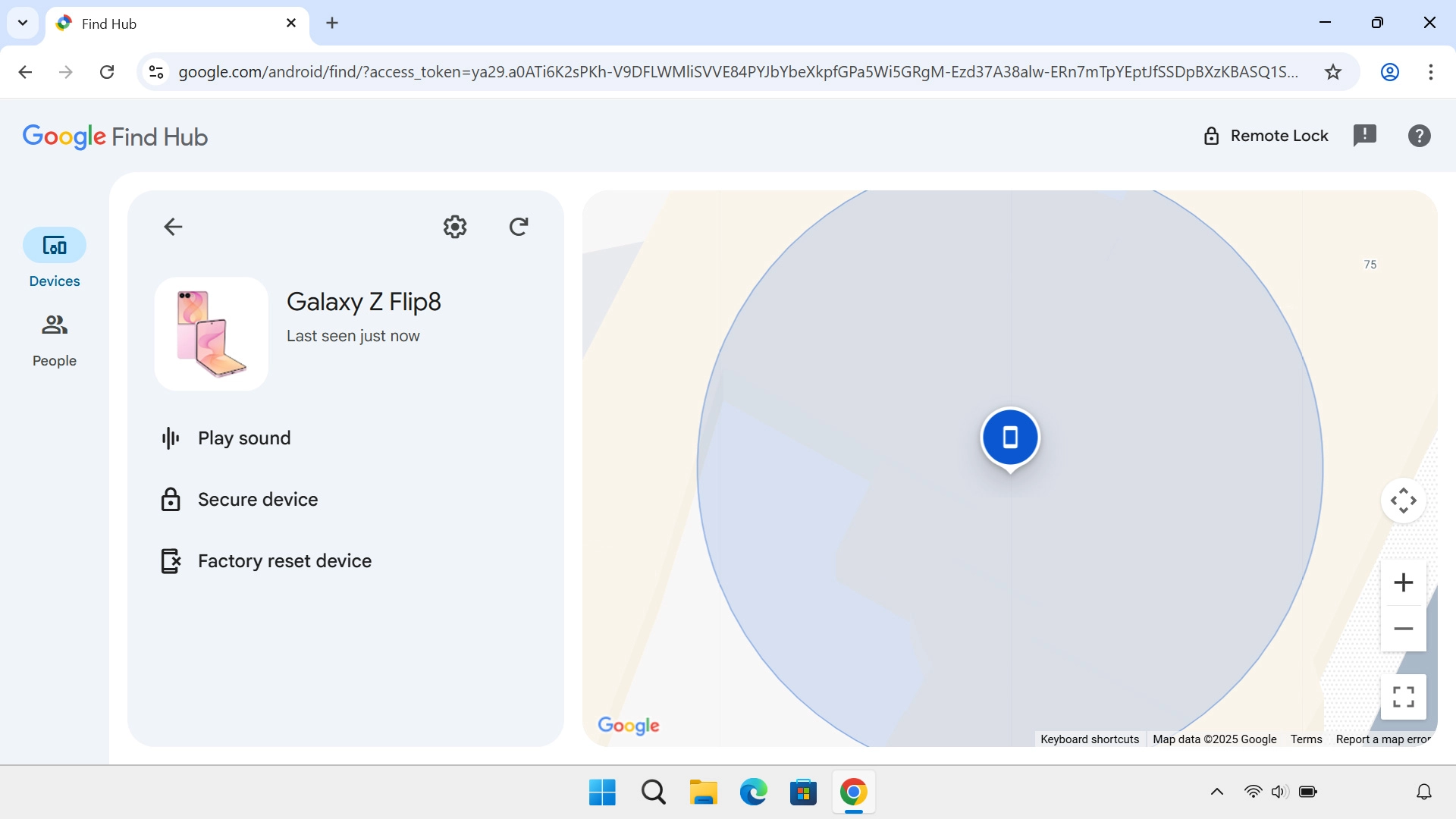 Your phone's latest position is displayed on the map. Your phone's latest position is displayed on the map.